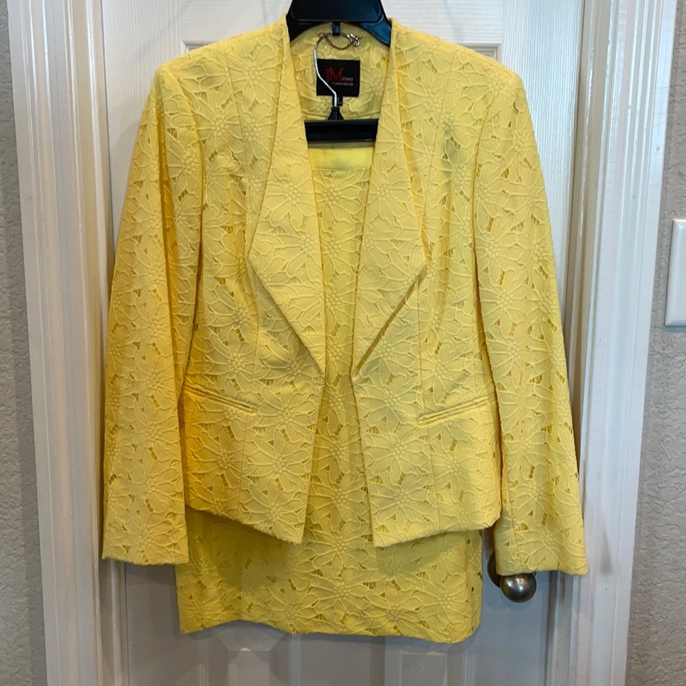Women’s Suit